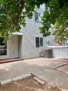 255 La Vida Nueva Del Este SW