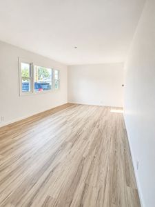 Property at 612 Dallas St, De Soto, IA