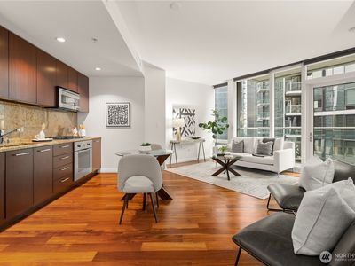 500 106th Avenue NE UNIT 1709