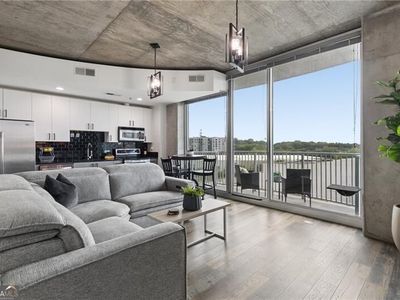 361 17th St NW Unit 704