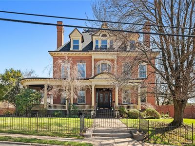 944 N Sheridan Ave