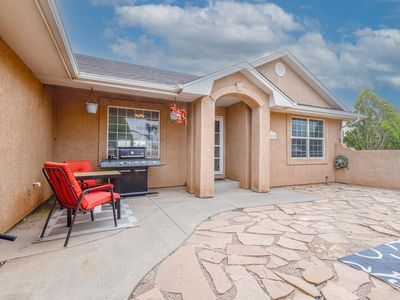 1015 S Rosa Linda Dr