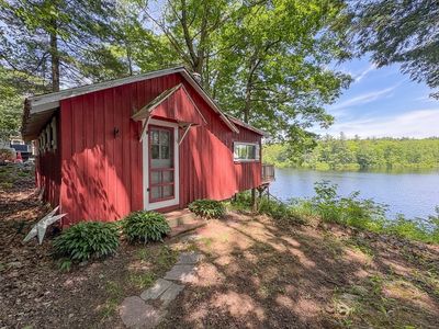 33 Watatic Pond Rd