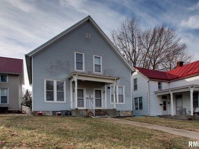 Property at 1120-1122 Washington St, Quincy, IL