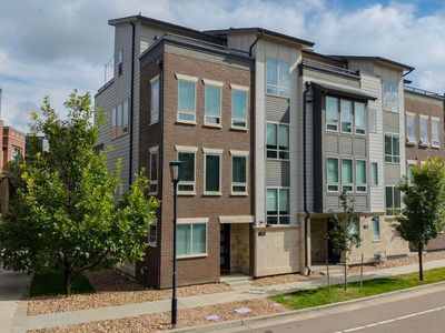 511 Promenade Dr