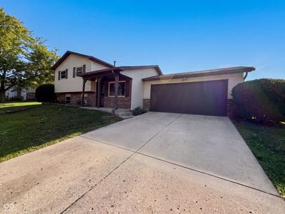 7533 Ardwell Dr