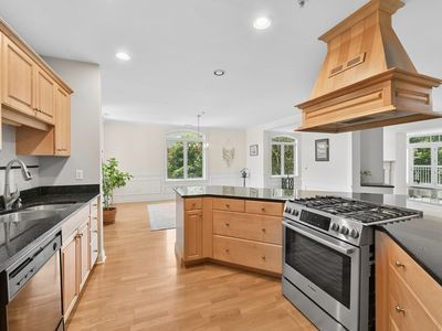 10 Northwood Dr Unit 301