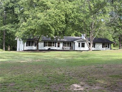 3422 Highway 81
