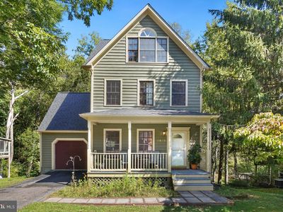 6823 Whistling Swan Way