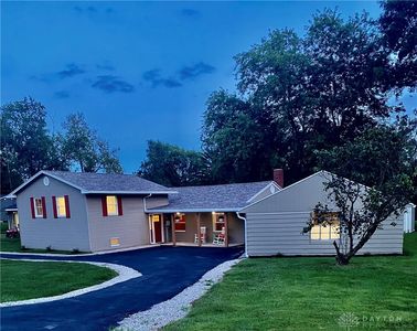 1153 N Middle Dr