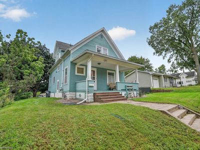 916 Walnut St