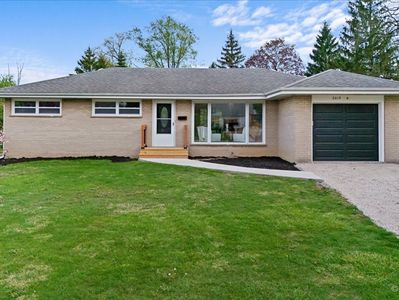 2015 Maplewood Rd