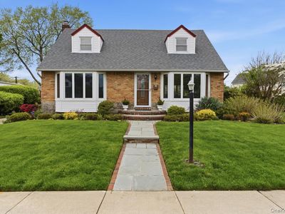 34 Park Circle W
