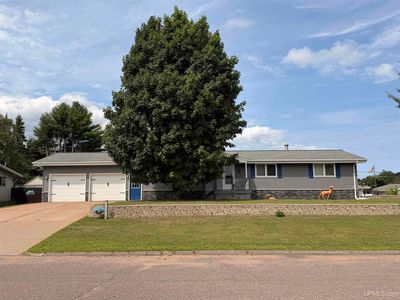 1770 Glenwood Ln