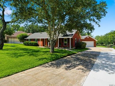 103 Oaklawn