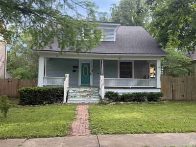 Property at 715 Jersey St, Baldwin City, KS