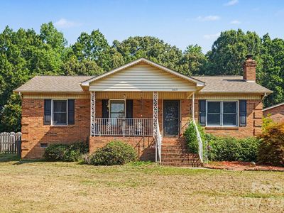 6021 Greyfield Dr