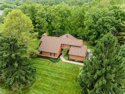 2626 Fairwood Dr