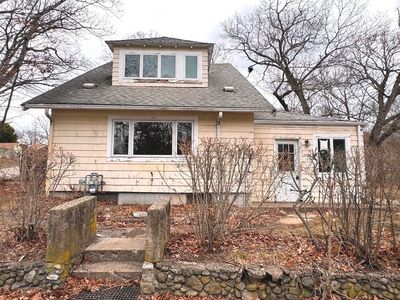Property at 126 Lakehurst Ave, Weymouth, MA