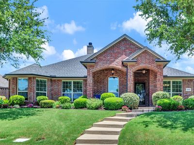 1402 White Water Ln
