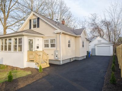 23 Eldert St