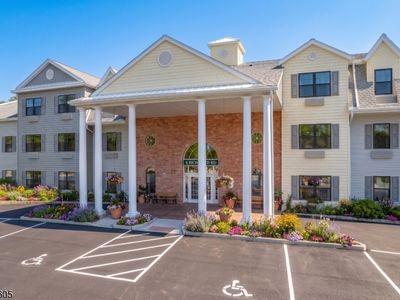 6411 Richmond Rd BLDG 6 #411