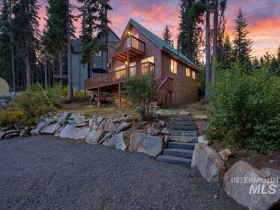 2445 Maverick Rd