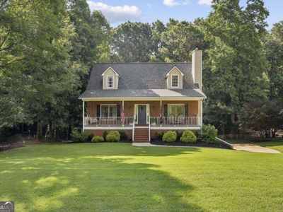 2055 Ivy Ln