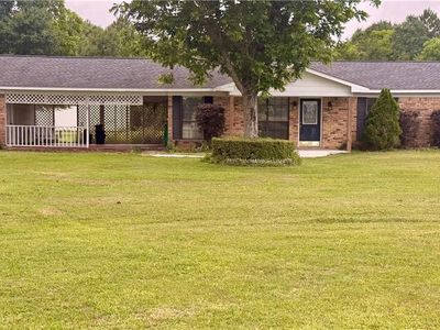 10046 Woodie Ln