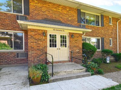 172 Edmunton Drive #D9