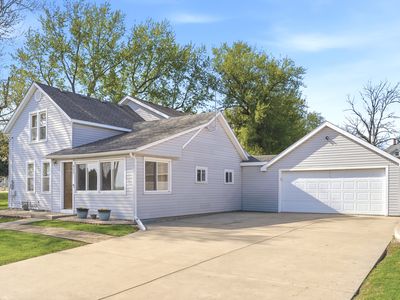 602 S 4th Dr