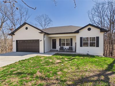 56 Nassau Cir