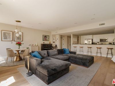 10648 Woodbridge St Unit 106