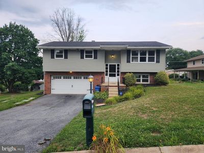 520 Edison Ct