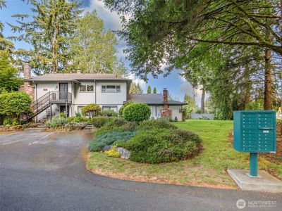 821 Essex Place NE #1-B