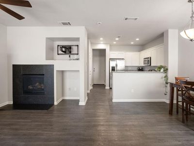 1104 Esplanade Cir