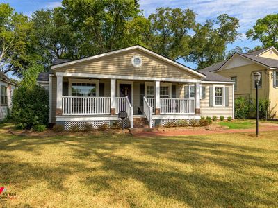 284 Carrollton Ave