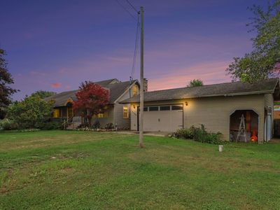 7144 E Five Point Hwy