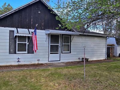 1822 Highway 8