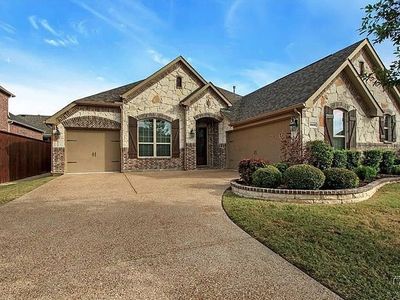 9906 Amberwoods Ln