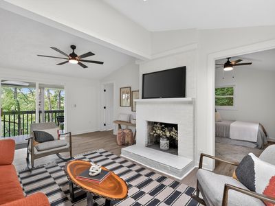 380 Highview Dr