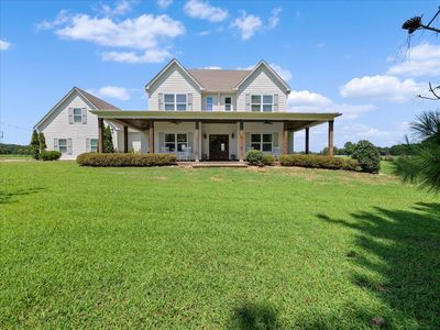 1550 Lakeview Dr