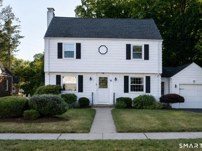 87 Van Buren Avenue