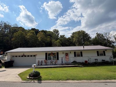 2022 Woodland Dr