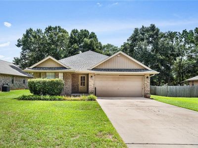 11211 Herschel Loop