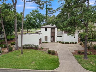 102 Wedgewood Dr W