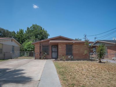 2118 E Kearney St