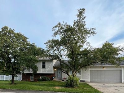 Property at 115 Orchard Dr, Gahanna, OH