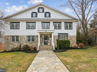 4902 Derussey Pkwy