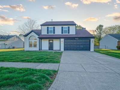 812 Woodmere Dr